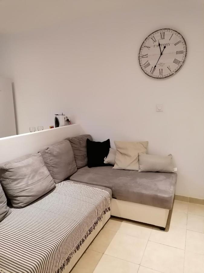 Appartement T2 Rez De Villa Proche Bord De Mer ル・プラデ エクステリア 写真